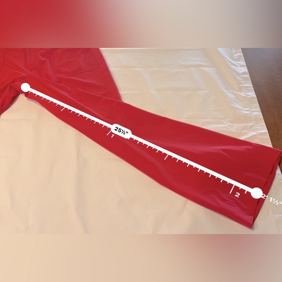 Athletea Tribeca Crop Pant in Red size 6 - Picture 11 of 12